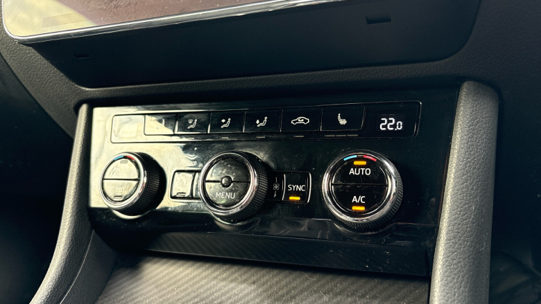 Skoda Superb 2.0 TDI CR 200 Sport Line Plus 5dr DSG Diesel Estate